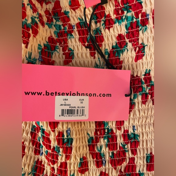 BNWT Betsey Johnson Strawberry Fields Smocked Dress - Picture 11 of 14